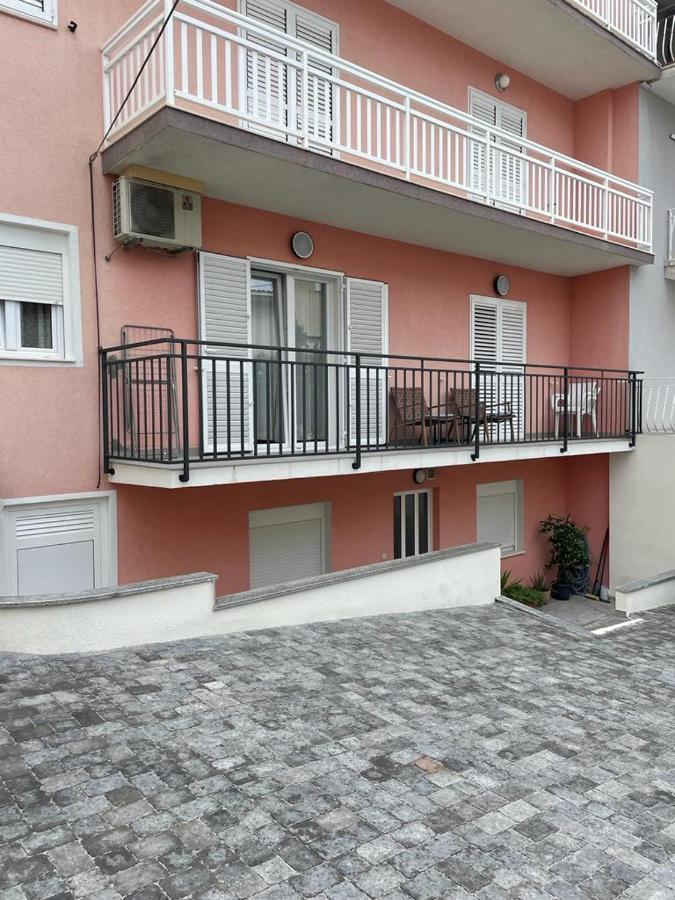 Apartments Antonia Makarska Exterior photo